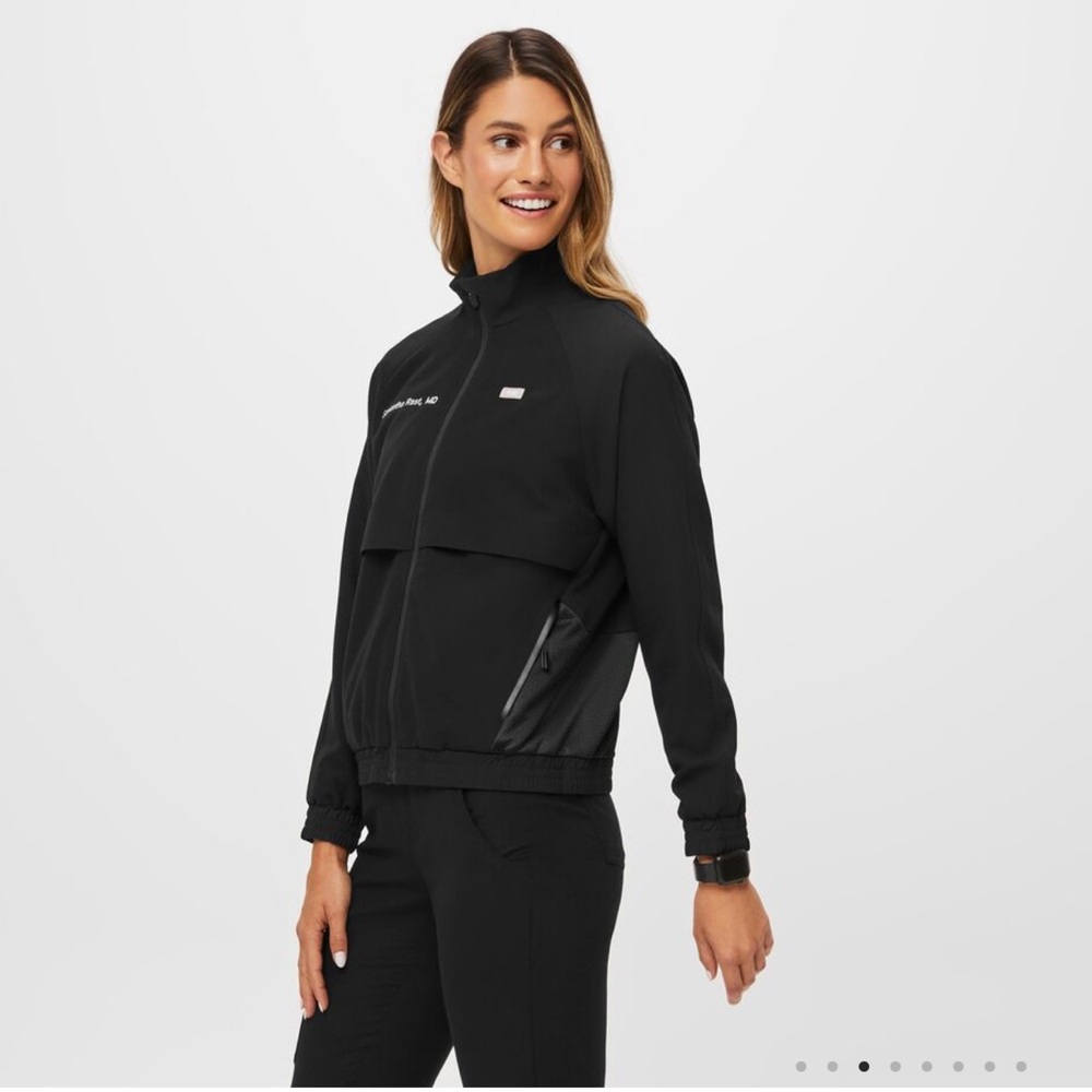 Figs Sydney Performance Scrub Jacket New M